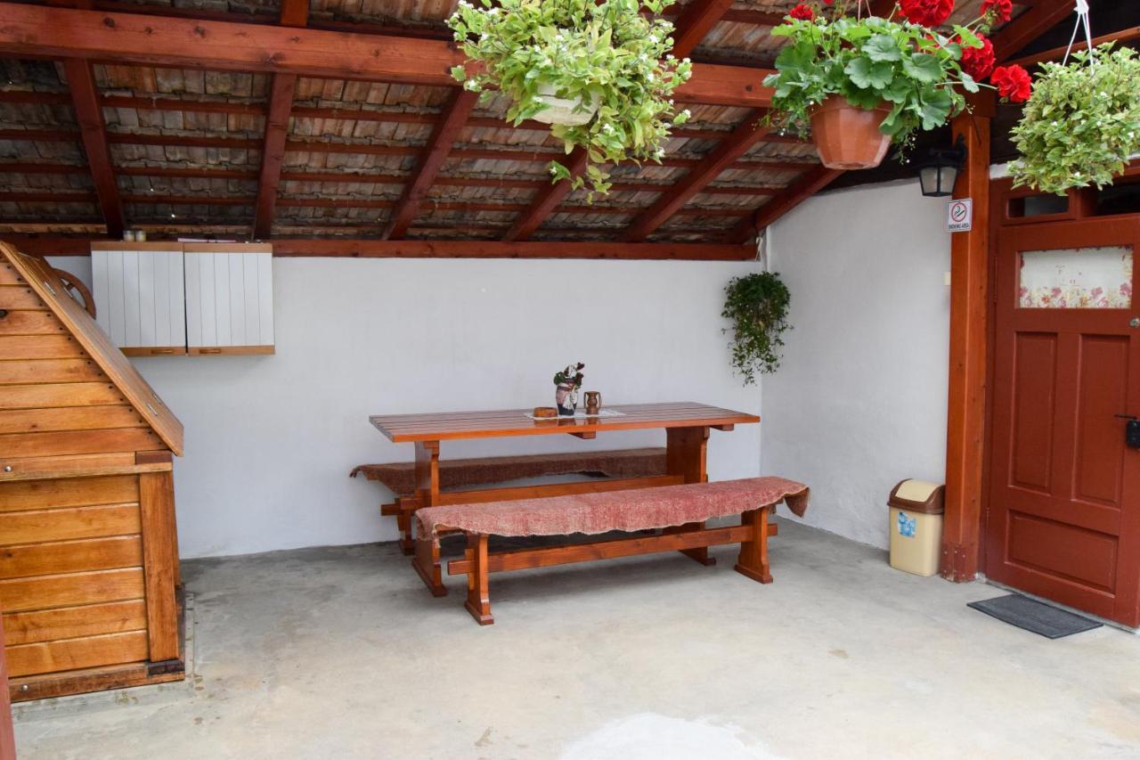 Casa De Vacanta Harsfa Vendeghaz Rimetea Exterior photo